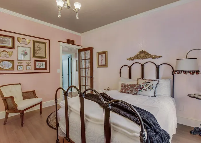 Historic Guard House Holiday home *
